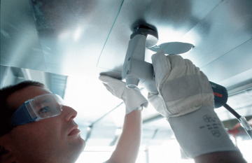 Bosch Professional GSC 2,8 Sac Kesme Makinesi